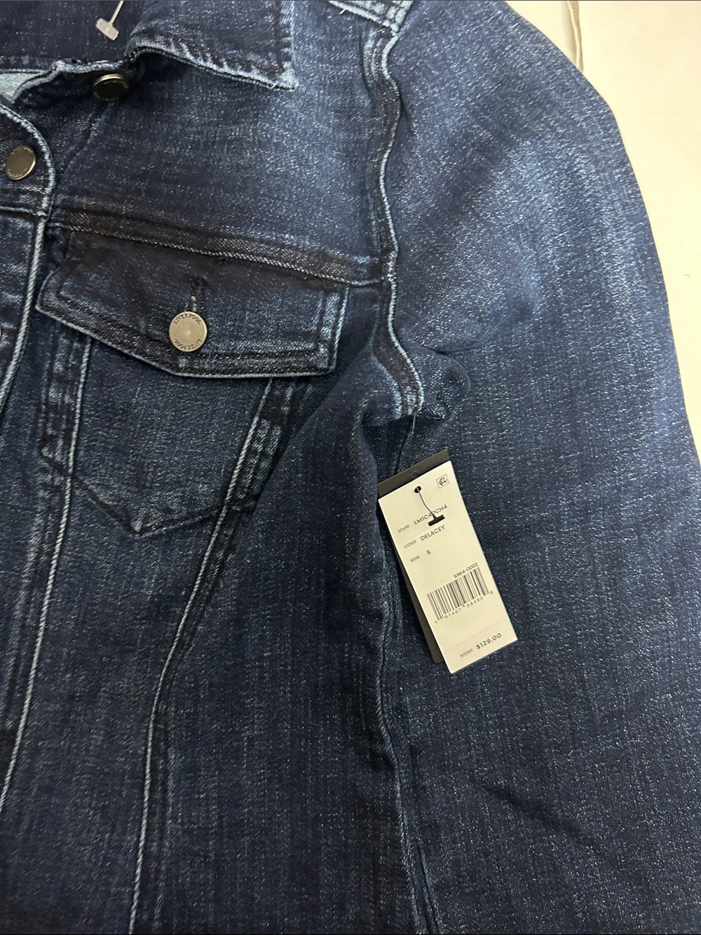 NWT (size small) Fit & Flare Denim Trucker Jacket
Liverpool Los Angeles - Picture 5 of 7